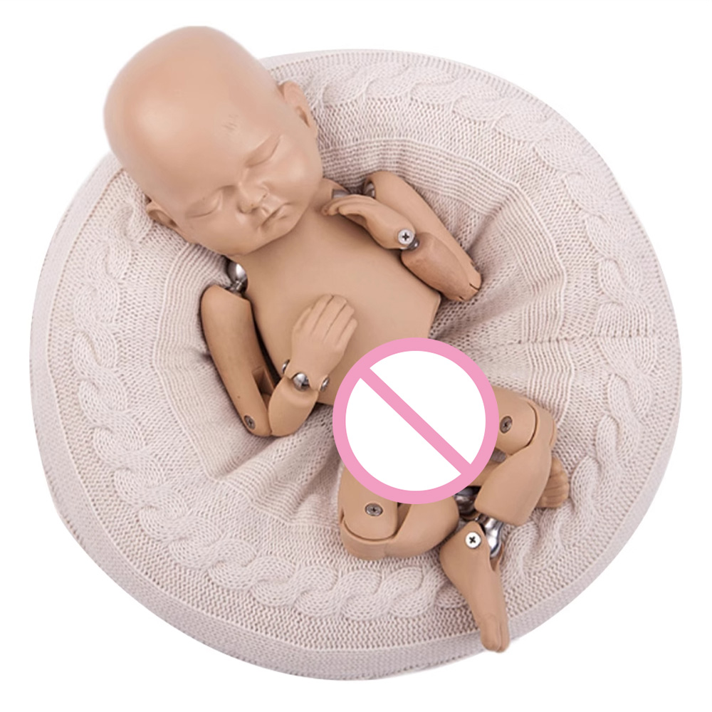 Realistic Newborn Baby Posing  - đánh giá và giá Photography Training