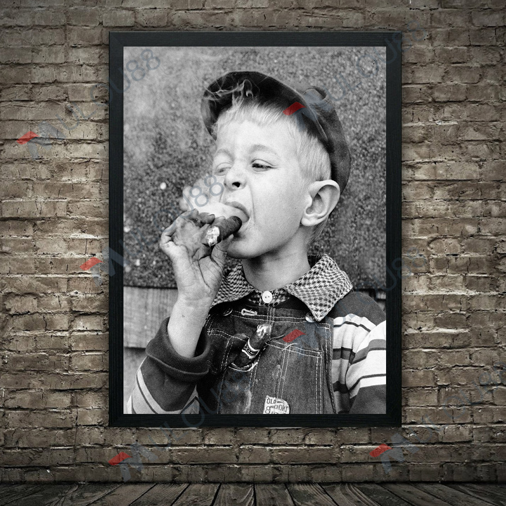 Cigarette Boy Antique Bizarre  - đánh giá và giá Photography Vintage Style